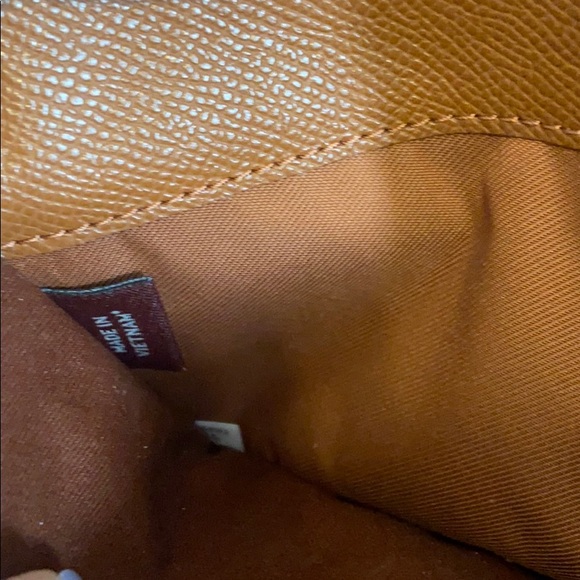 Authentic Coach Camel color wallet - Picture 2 of 6